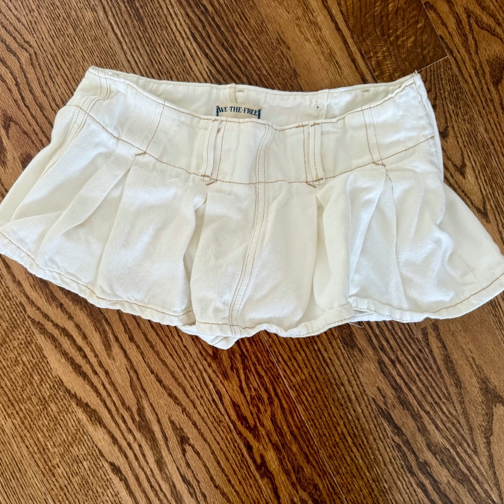 Free People Micro Pleated Denim Low Rise Mini Skort  Size 2